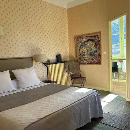 Ermitage De Peyreleau Bed & Breakfast ภายนอก รูปภาพ