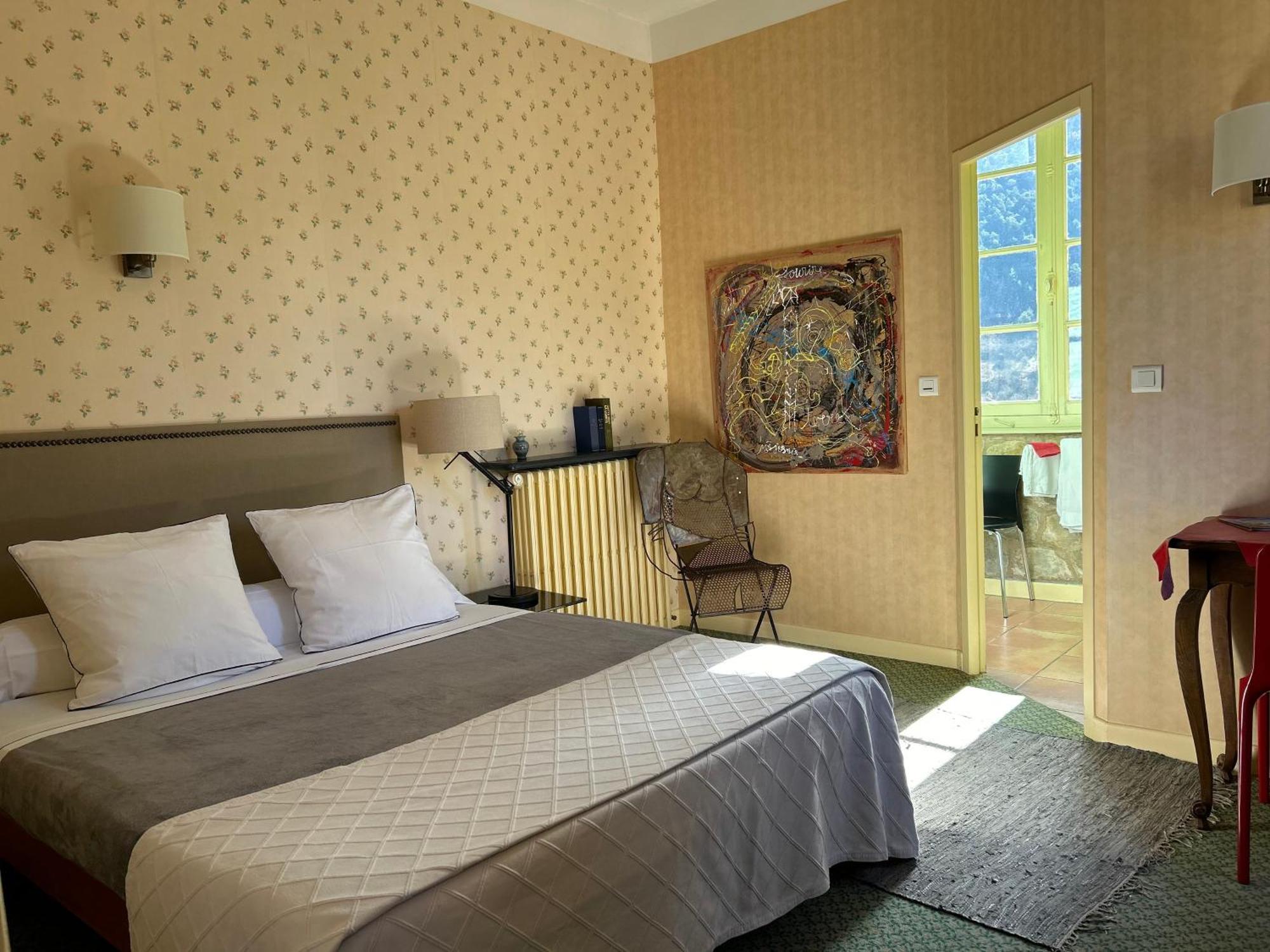 Ermitage De Peyreleau Bed & Breakfast ภายนอก รูปภาพ