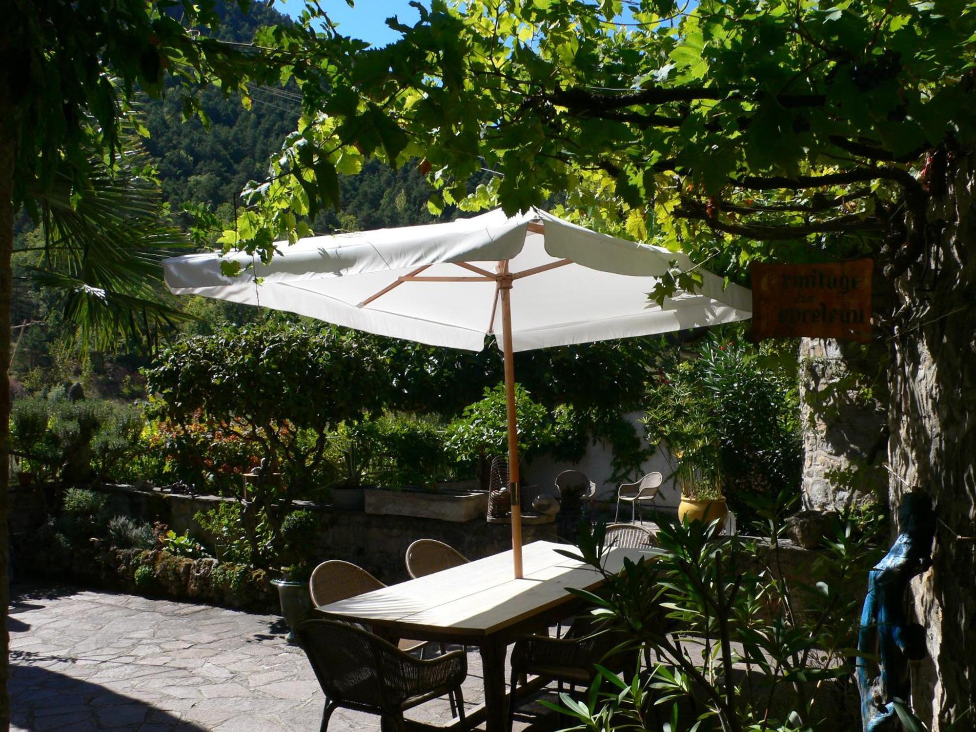 Ermitage De Peyreleau Bed & Breakfast ภายนอก รูปภาพ