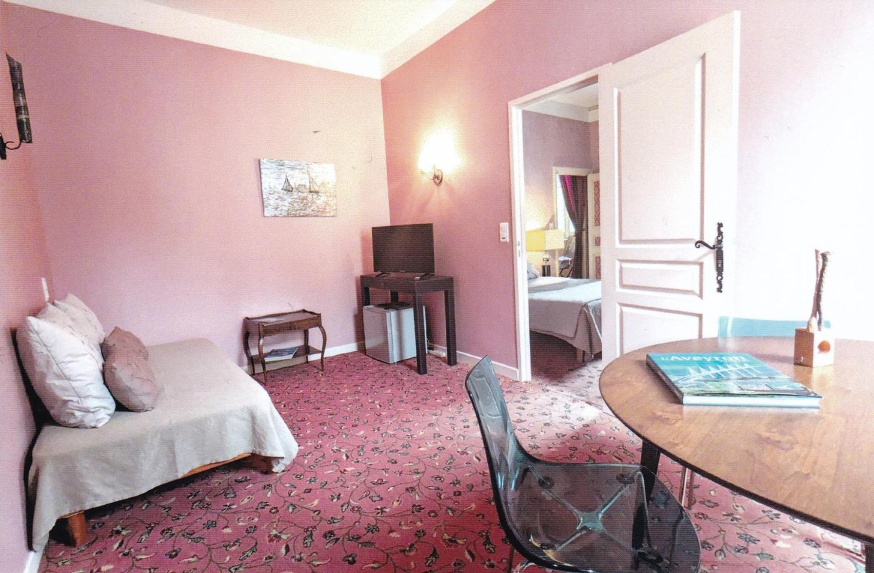 Ermitage De Peyreleau Bed & Breakfast ภายนอก รูปภาพ