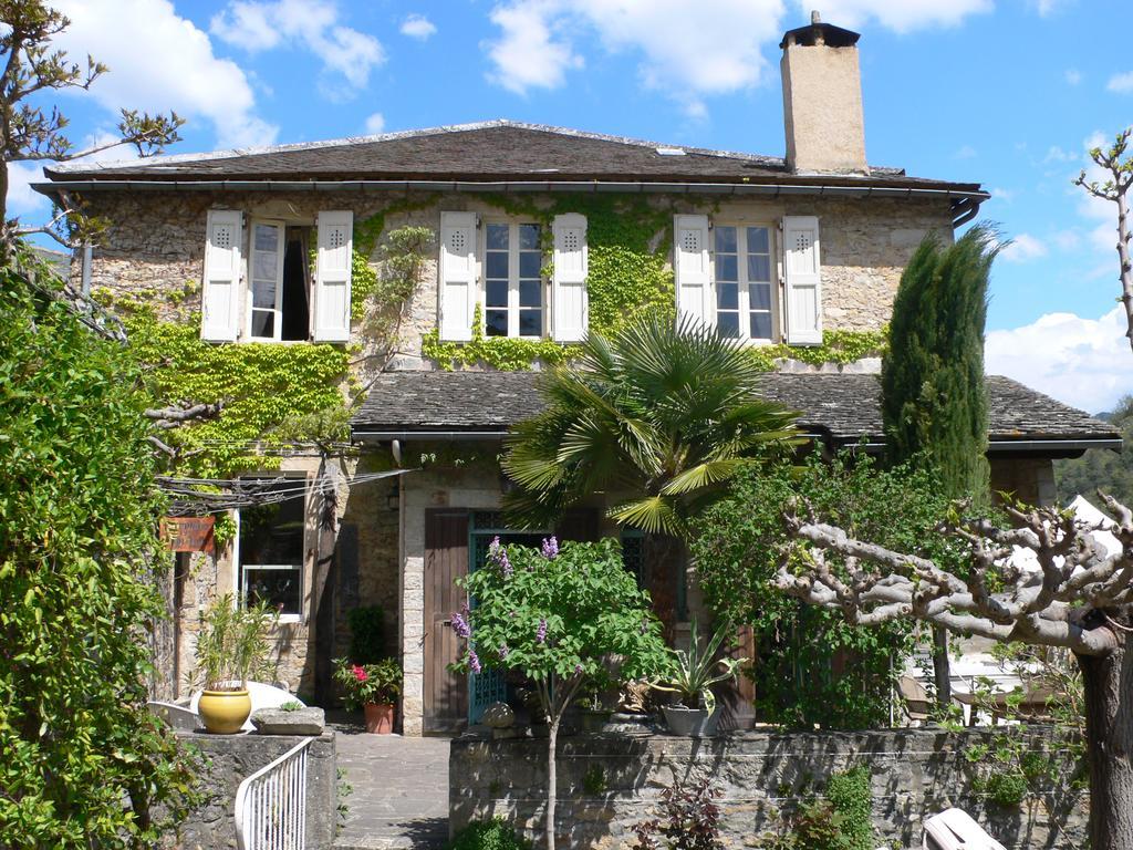 Ermitage De Peyreleau Bed & Breakfast ภายนอก รูปภาพ