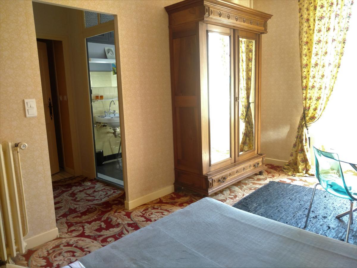 Ermitage De Peyreleau Bed & Breakfast ภายนอก รูปภาพ
