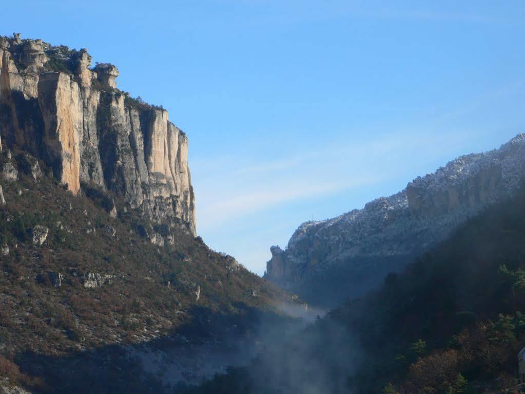 Ermitage De Peyreleau Bed & Breakfast ภายนอก รูปภาพ