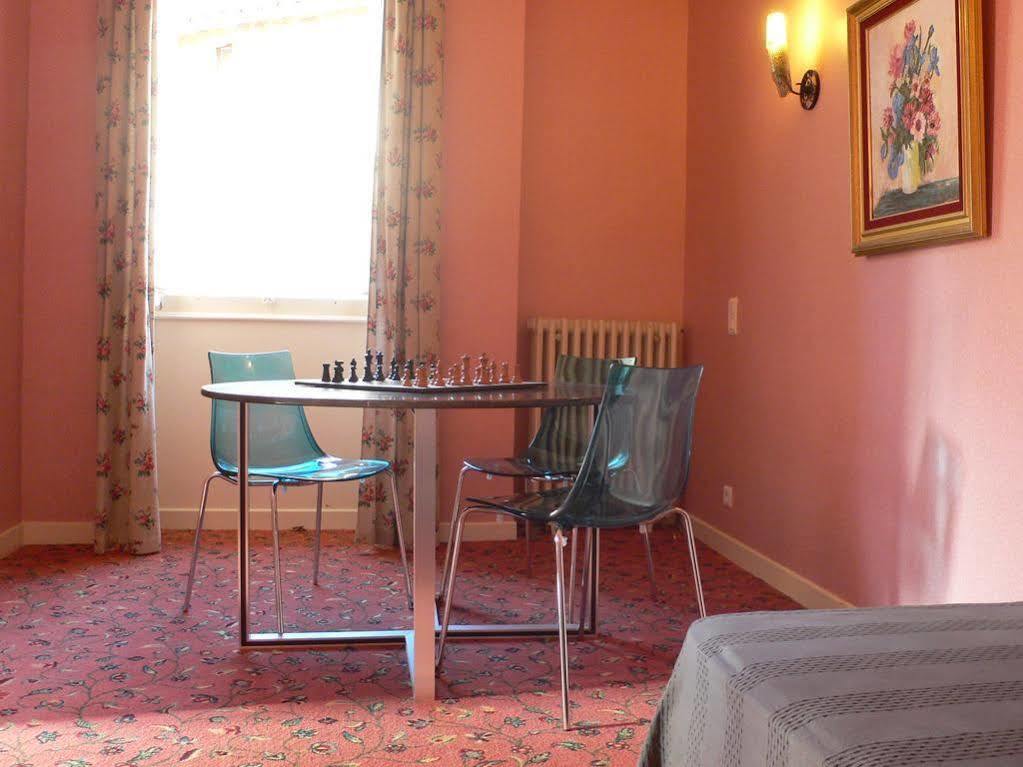 Ermitage De Peyreleau Bed & Breakfast ภายนอก รูปภาพ