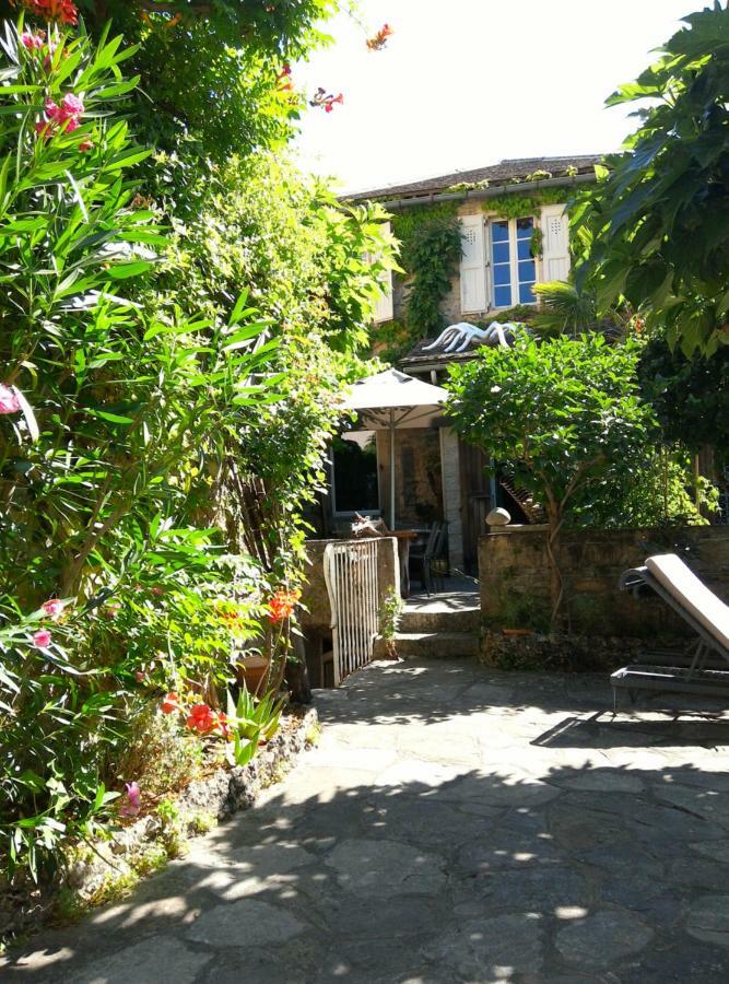 Ermitage De Peyreleau Bed & Breakfast ภายนอก รูปภาพ